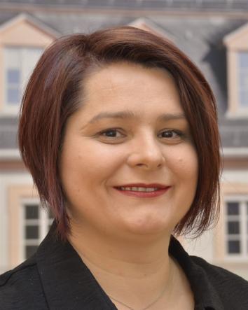 Agnieszka Dindas, Anmeldung/Empfang