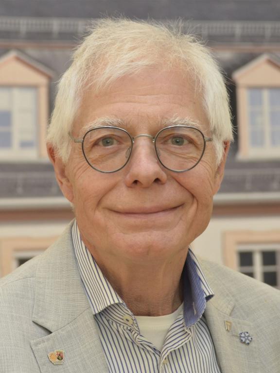 San.-Rat Dr. med. Michael Fink, erster Vizepräsident 