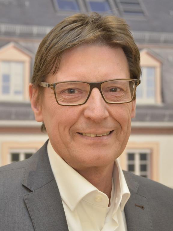 Dr. med. Walter Gradel, Mitglied des Vorstandes